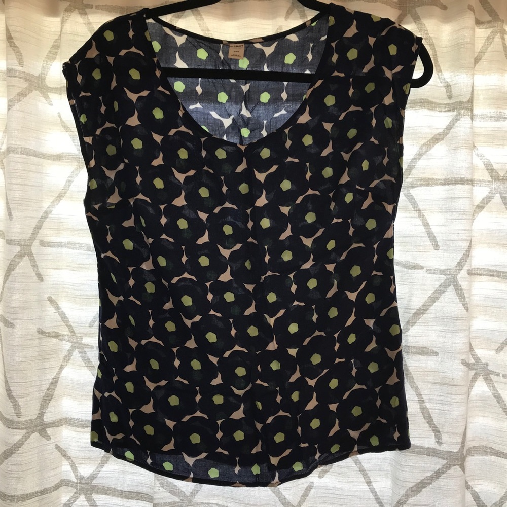 Lightweight Floral Blouse